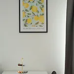 Apartment Moeblierte 3-zimmer-wohnung Nahe Duesseldorf In Duisburg-sued Duisburg
