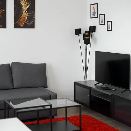 Möblierte 3-zimmer-wohnung Nahe Düsseldorf In Duisburg-süd Apartment Duisburg