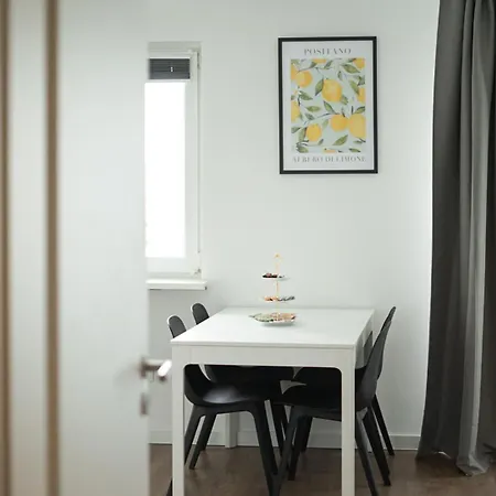 Möblierte 3-zimmer-wohnung Nahe Düsseldorf In Duisburg-süd