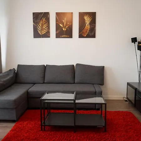 아파트 Moeblierte 3-zimmer-wohnung Nahe Duesseldorf In Duisburg-sued 뒤스부르크