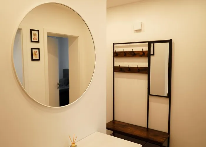 Appartamento Moeblierte 3-zimmer-wohnung Nahe Duesseldorf In Duisburg-sued Duisburgo