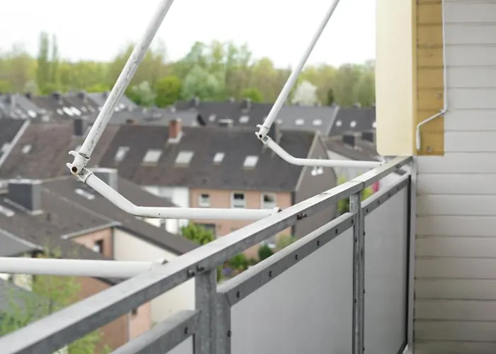 Moeblierte 3-zimmer-wohnung Nahe Duesseldorf In Duisburg-sued